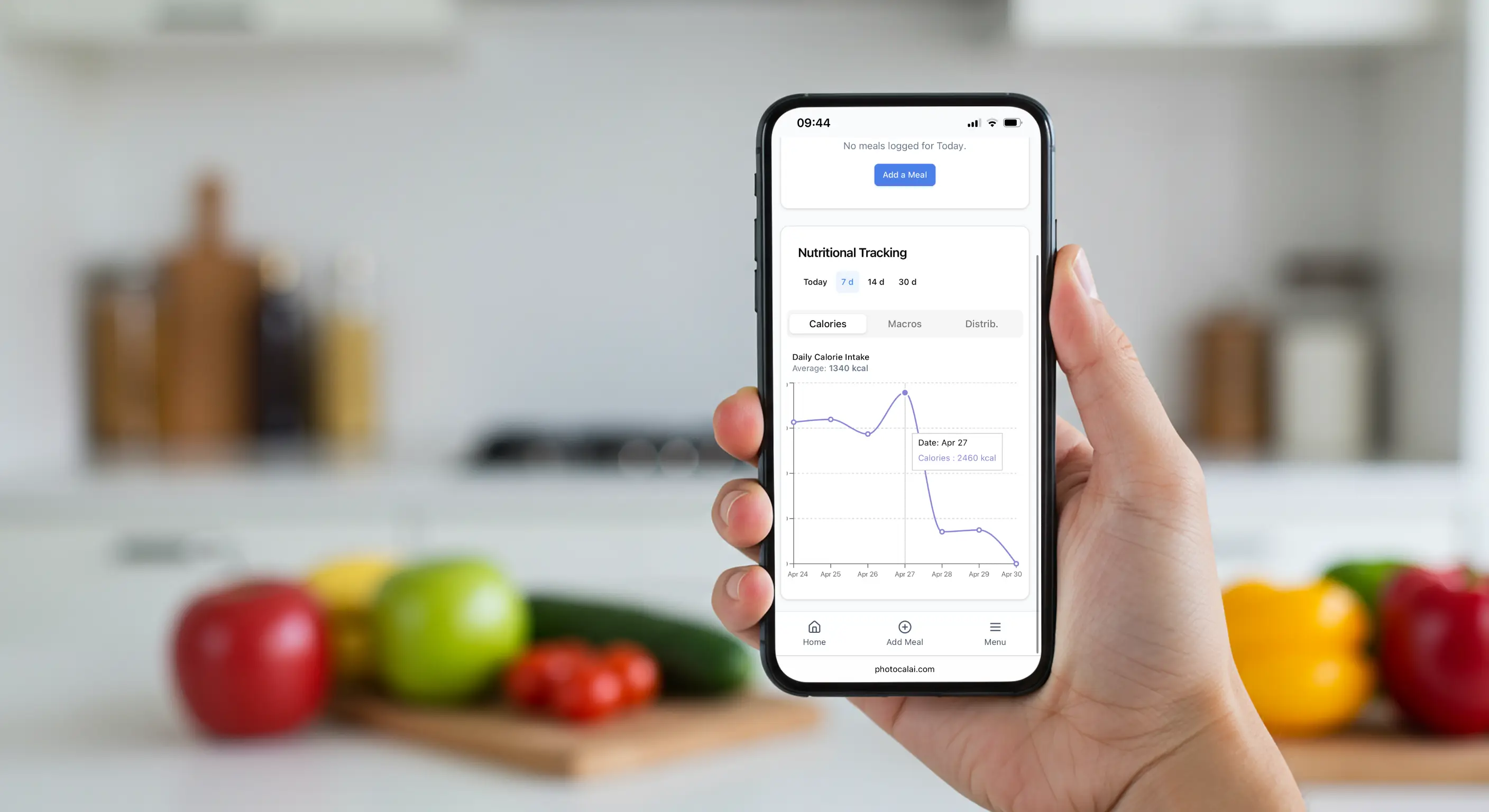 Infographic illustrating AI accuracy in photo calorie counting with continuous improvement